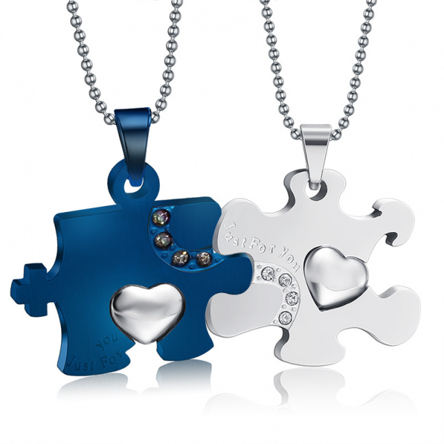 Přívěsky z chirurgické oceli pro dva - puzzle / srdíčko-modré