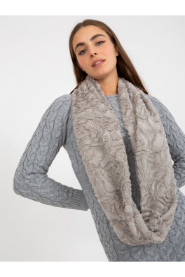 Zimní šedý šátek z umělé kožešiny
