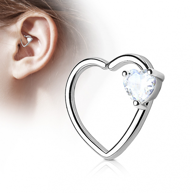 Ocelový piercing do levého ucha - srdce s čirým kamínkem