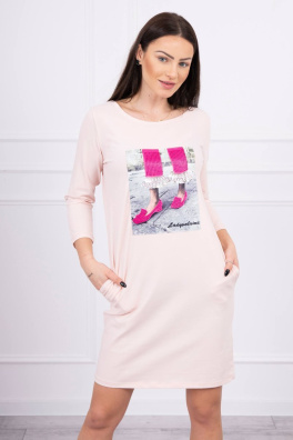 Dress with graphics 3D with zircons powdered pink