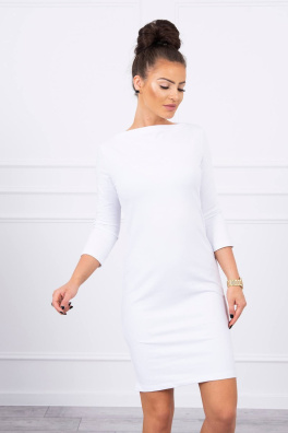 Klasické bílé šaty