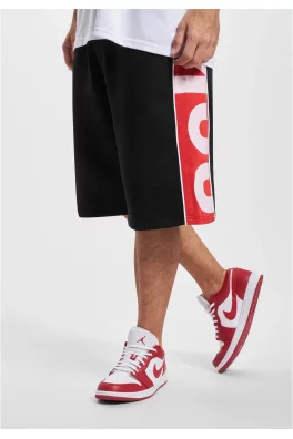 Společnost Ecko Unltd. Kraťasy MODERN černé