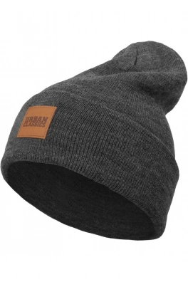 Unisex čepice Urban Classics Synthetic Leatherpatch Long Beanie