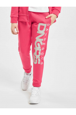 Klasická juniorská růžová